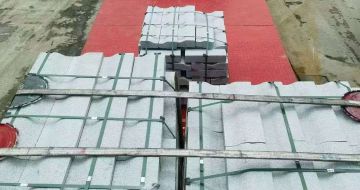 天津 芝麻白仿形加直形路沿石出货日常