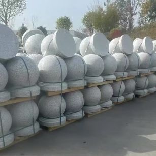 天津 白麻花岗岩石材圆球，石球，挡车球，隔离球，景观石球，风水球等