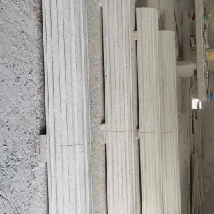 天津 花岗岩厂家带你看白麻花岗岩门楼大柱柱皮