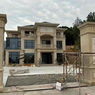 天津 黄金麻花岗岩别墅雕花外墙干挂配上门口雕花罗马柱