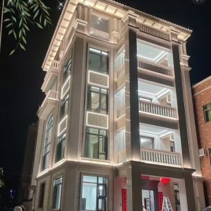 天津 芝麻白花岗岩别墅外墙夜间效果