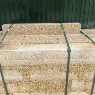 天津 黄金麻花岗岩石材机切面栏杆料半成品