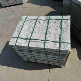 天津 白麻花岗岩石材自然面蘑菇石成品