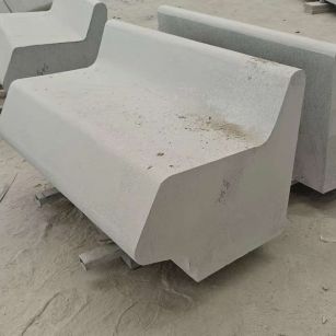 天津 芝麻白花岗岩异形坐凳，石凳