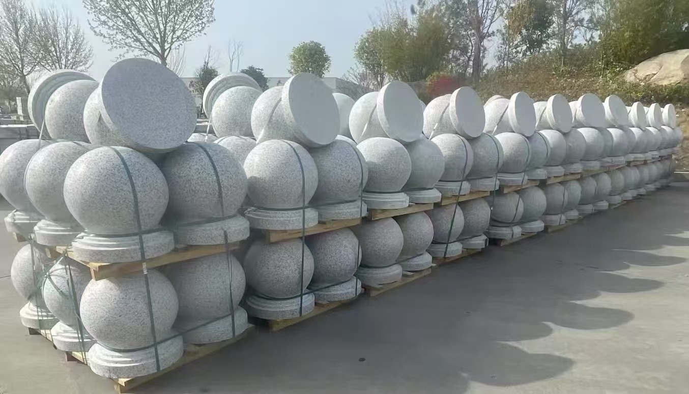 天津 白麻花岗岩石材圆球，石球，挡车球，隔离球，景观石球，风水球等