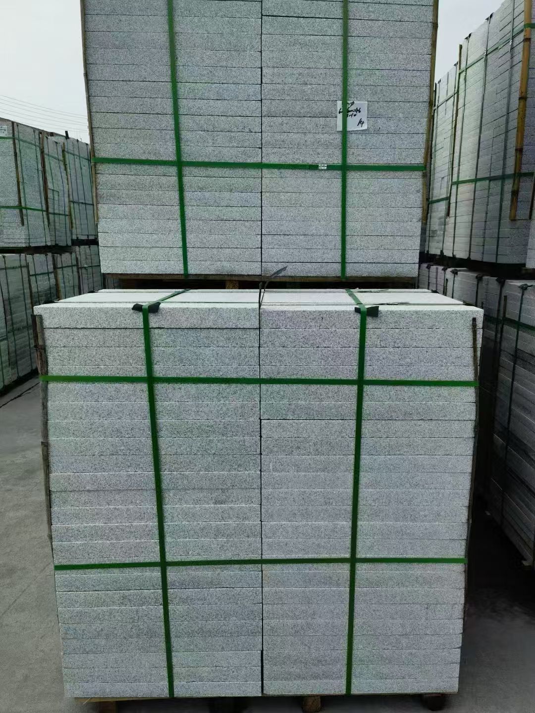 天津 芝麻白火烧，园林广场市政工程地铺石，1.8~5.0厚均有现货