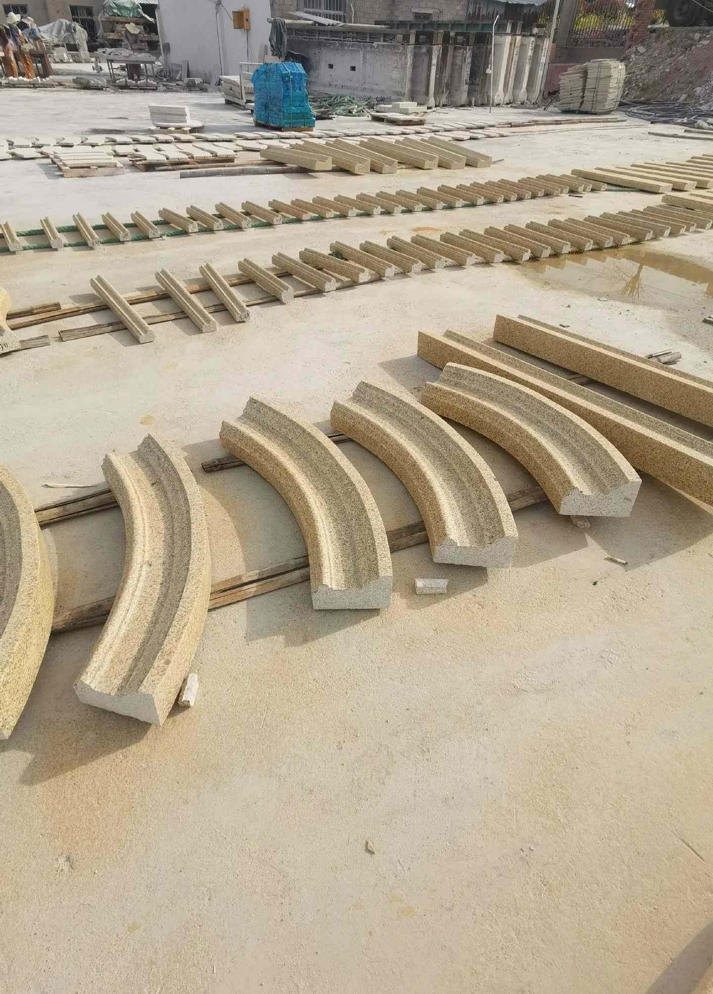 天津 黄金麻花岗岩别墅线条