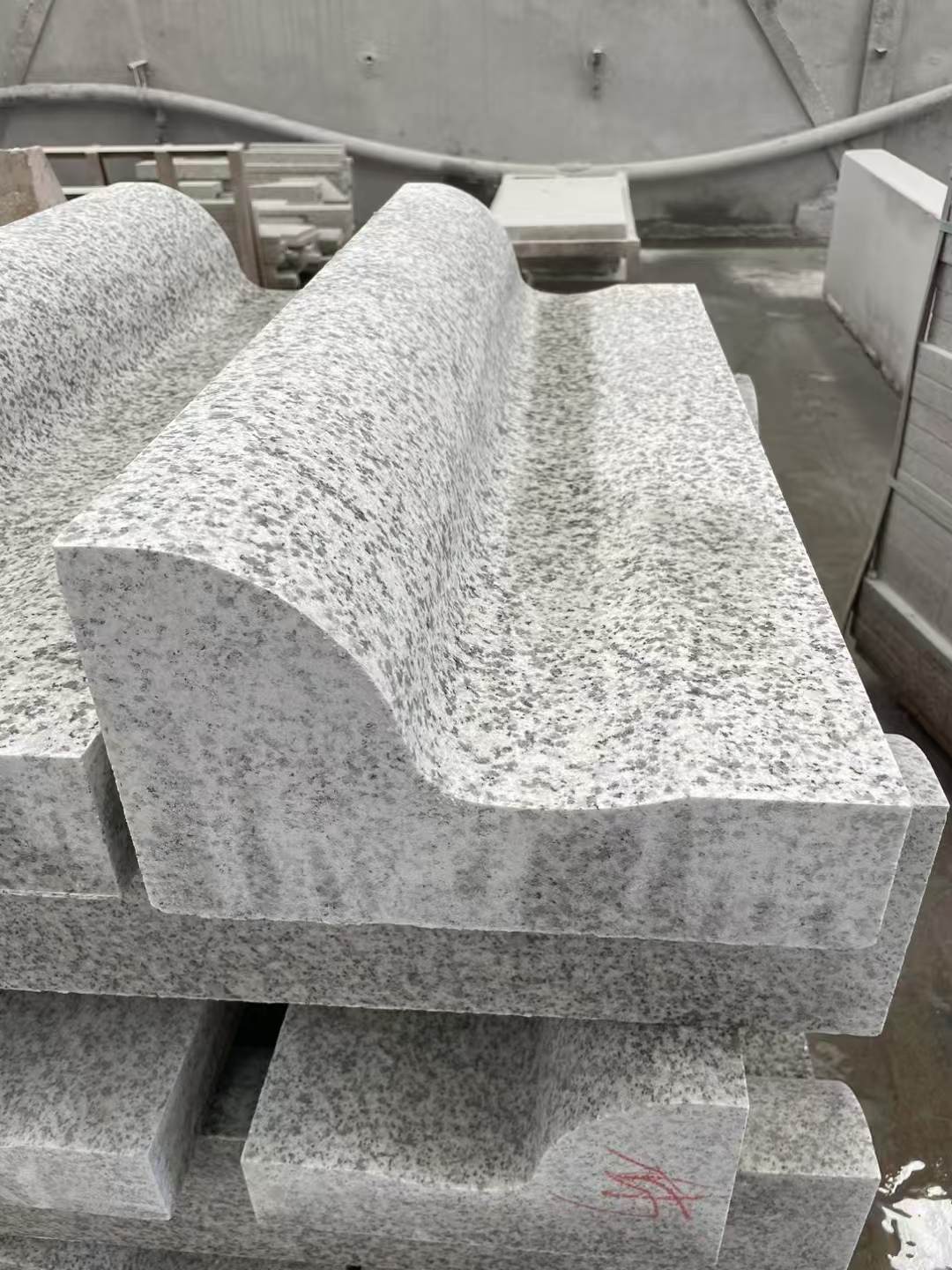 天津 白麻花岗岩S型路沿石，路侧石，马路牙子等