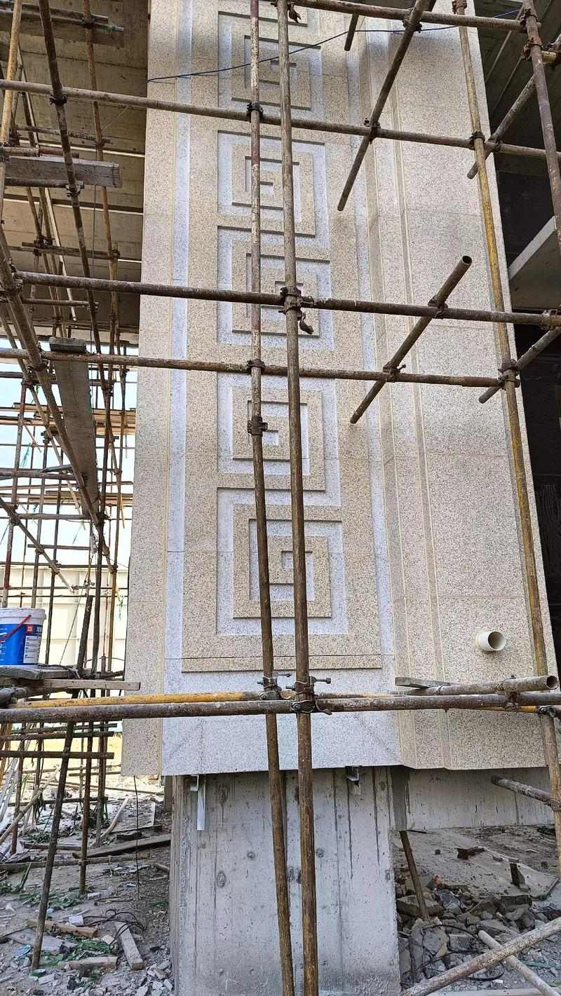 天津 黄金麻花岗岩别墅外墙干挂回纹造型效果