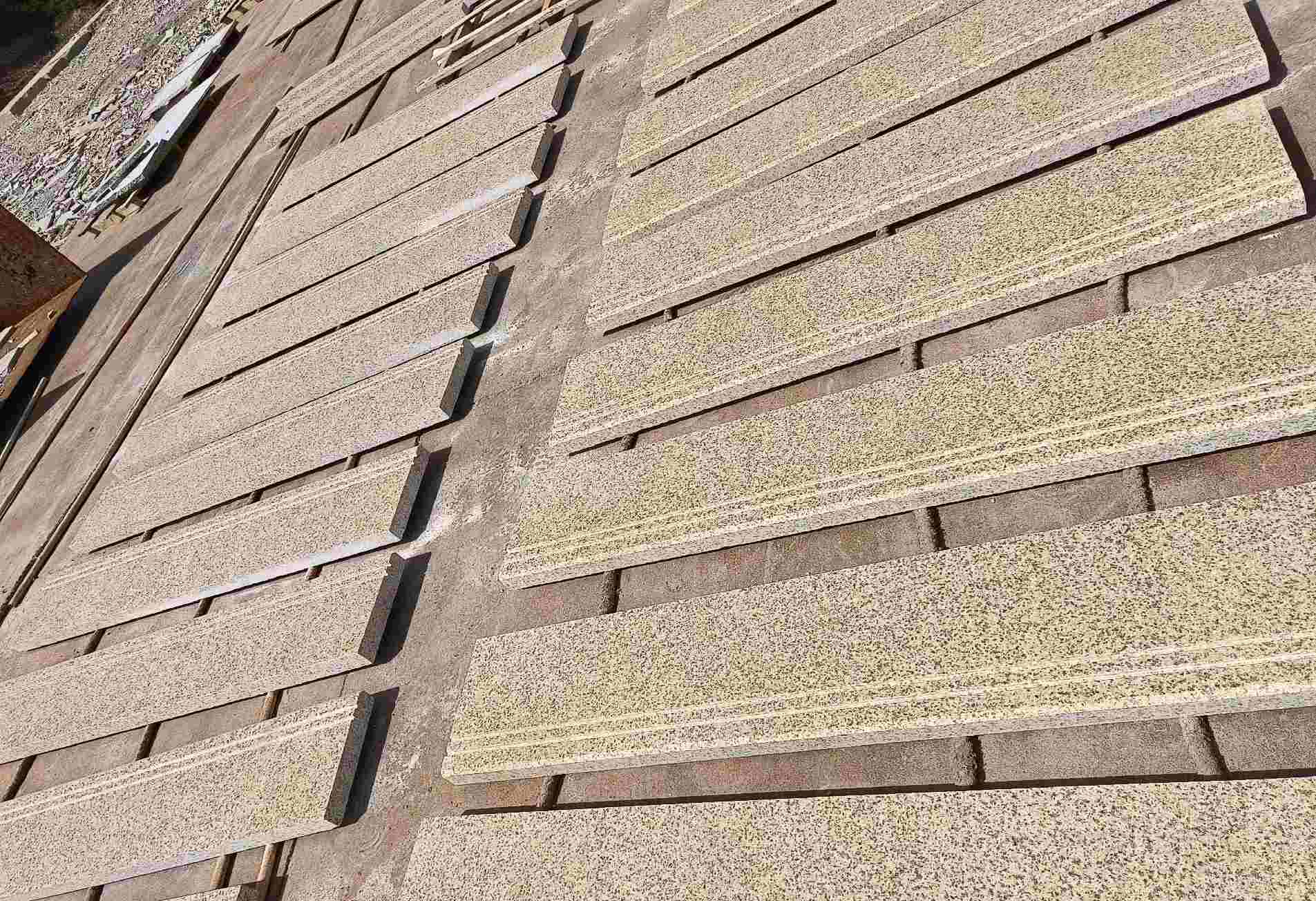 天津 黄金麻花岗岩光面楼梯踏步