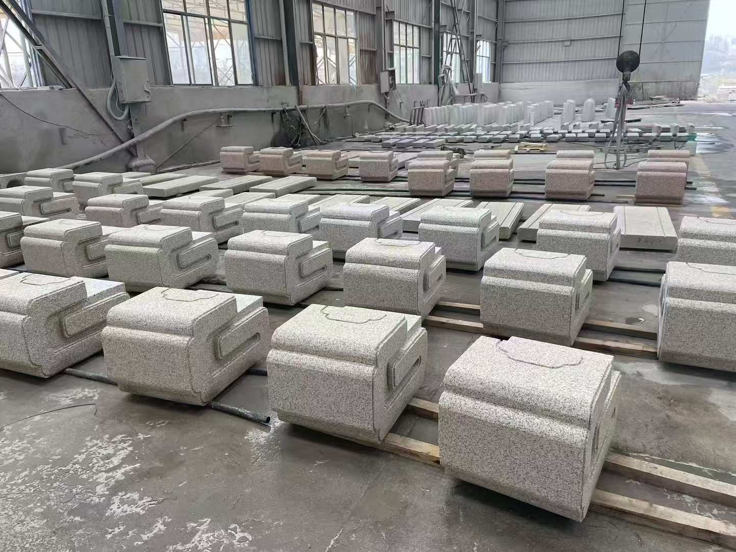 天津 白麻花岗岩异形加工-石凳，坐凳