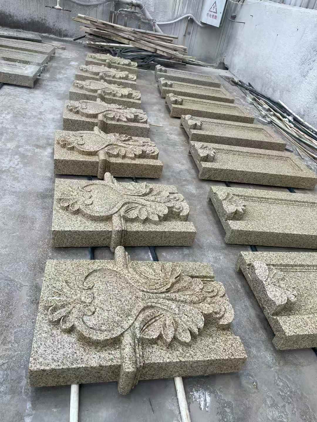 天津 黄金麻花岗岩别墅外墙雕刻板