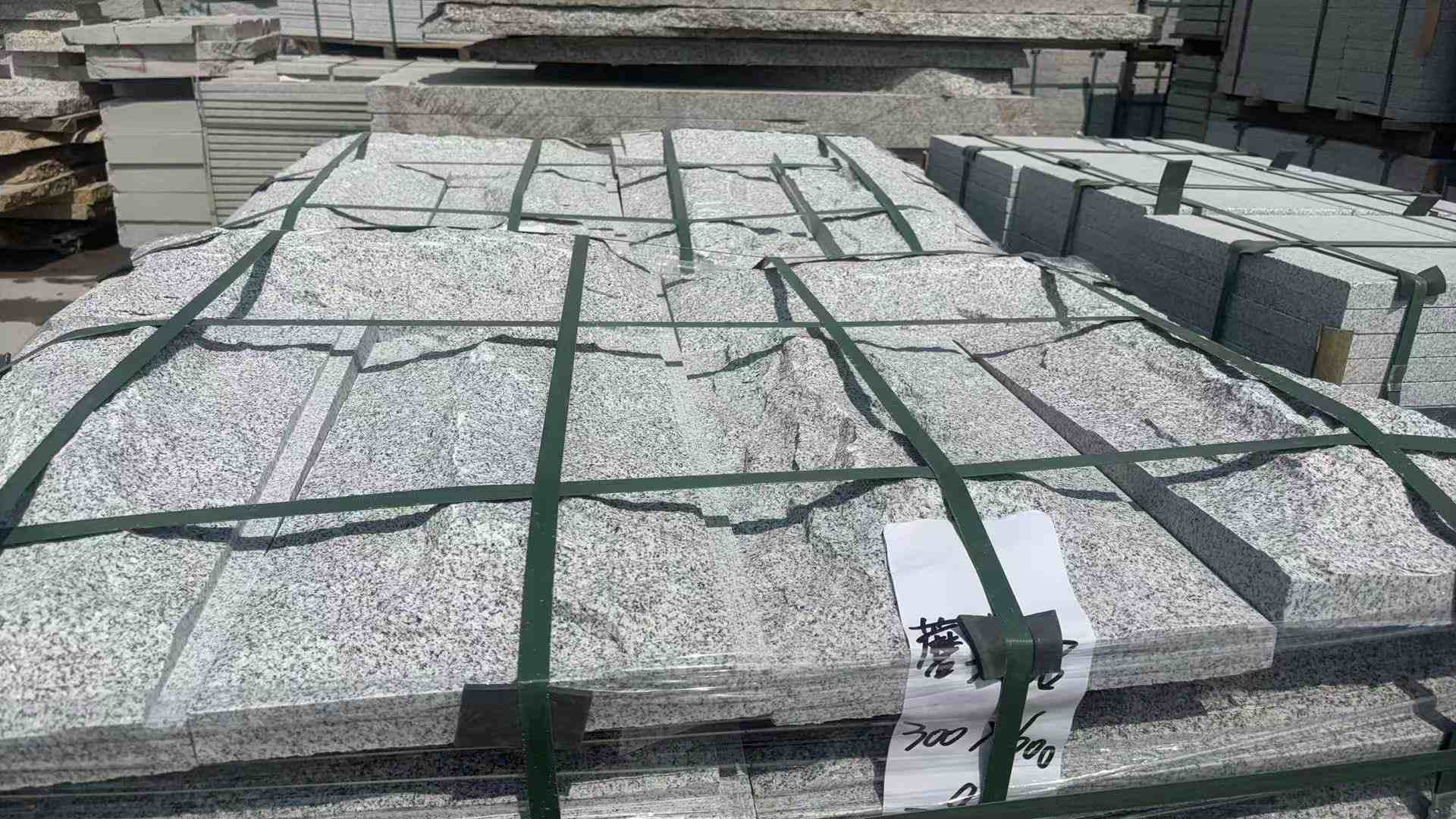 天津 芝麻白蘑菇石成品