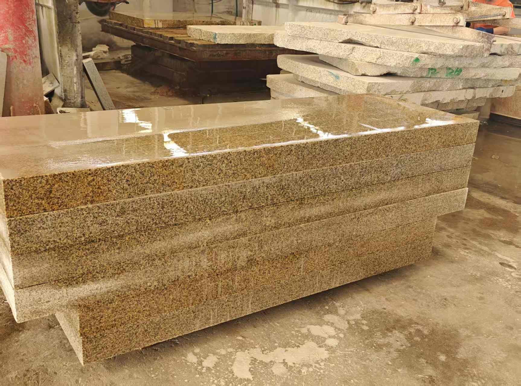 天津 黄金麻栏杆料半成品加工中